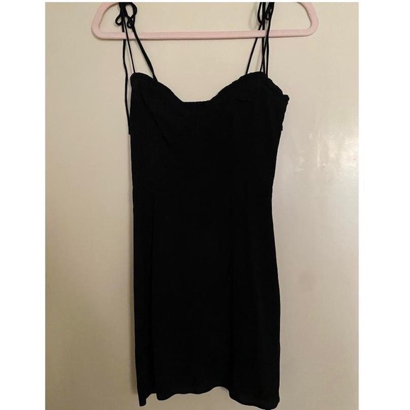 Aritzia Fable mini dress sweetheart top - Picture 2 of 4